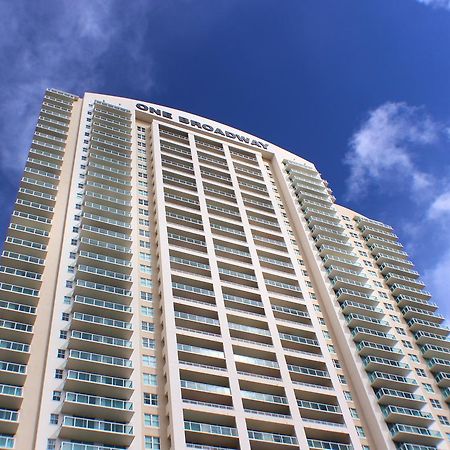 Dharma Home Suites Brickell Miami At One Broadway ภายนอก รูปภาพ