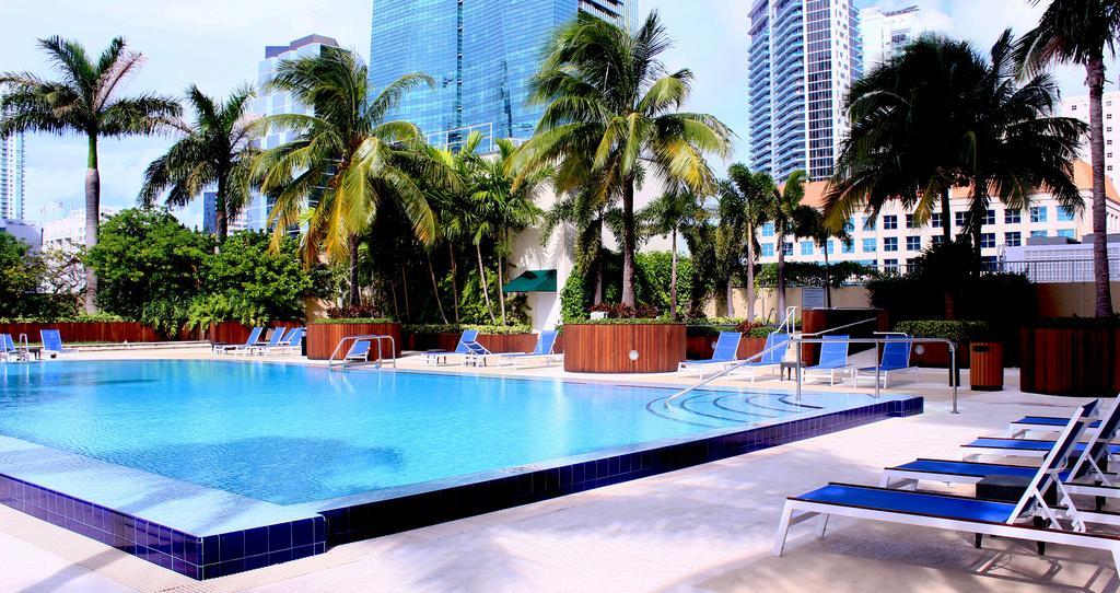 Dharma Home Suites Brickell Miami At One Broadway ภายนอก รูปภาพ